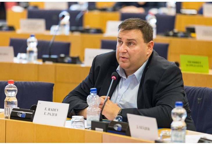Емил Радев Емил Радев